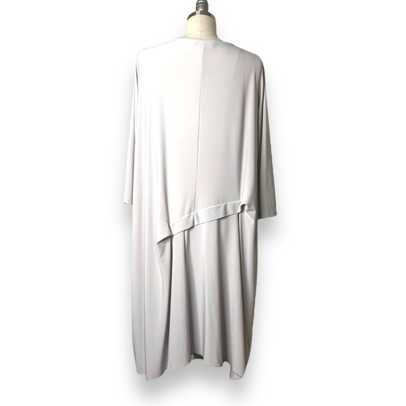 Caroline Short Dress by Sun Kim in Oyster, size Medium - Picture 9 of 14